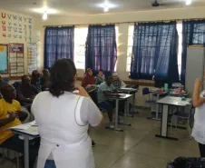 Aula em escola cedida pela Secretaria da Educação de Paranavaí 2019