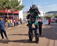 Desfile 90 Anos de Assaí