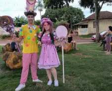 Senhora Chiclete e Conde Confete