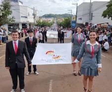 DESFILE