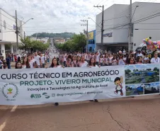 DESFILE