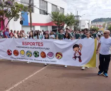 DESFILE