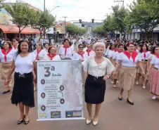DESFILE