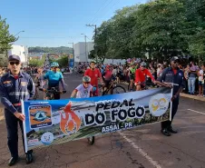 DESFILE