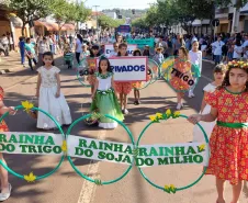 DESFILE
