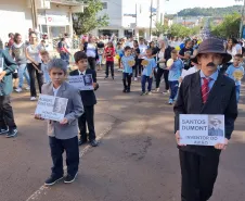 DESFILE