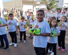 DESFILE