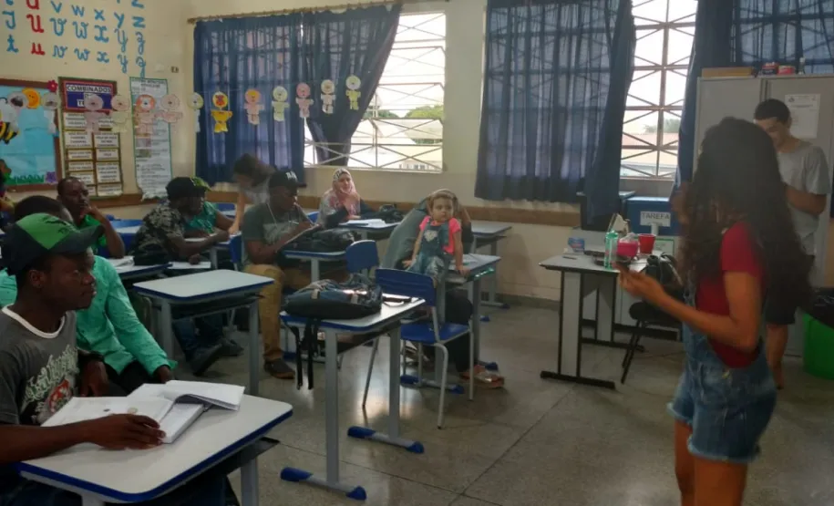 Aula em escola cedida pela Secretaria da Educação de Paranavaí 2019