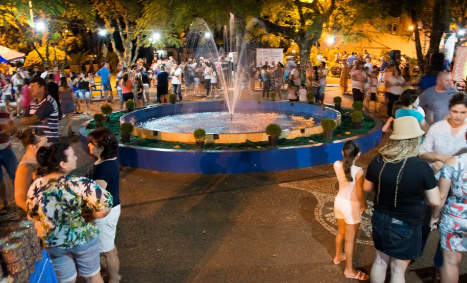 Fotos da Feira Livre Cidade das Flores