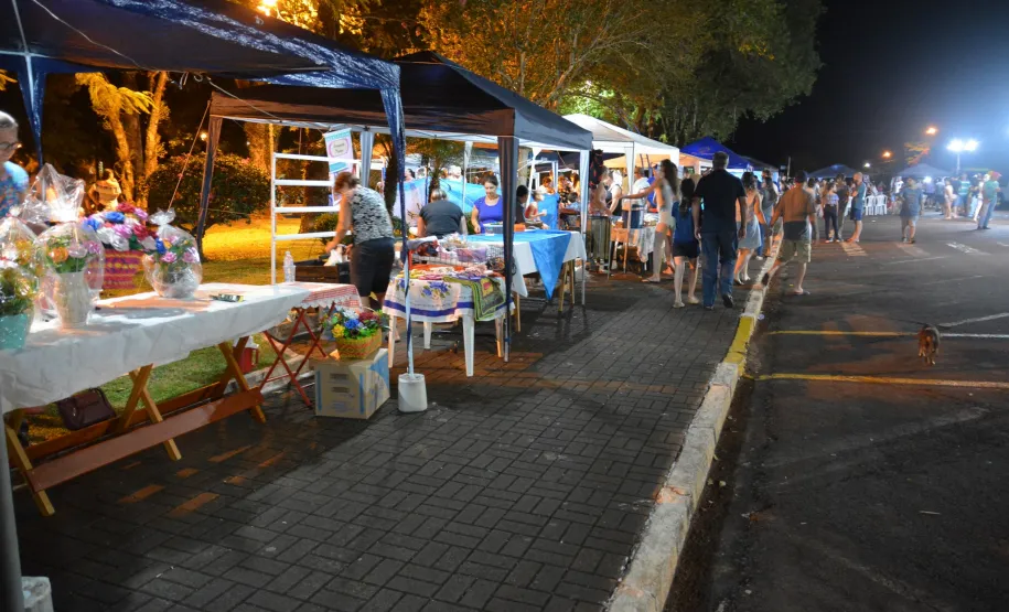 Fotos da Feira Livre Cidade das Flores