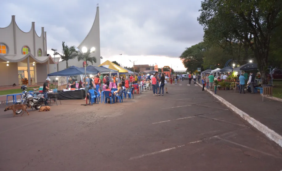 Fotos da Feira Livre Cidade das Flores