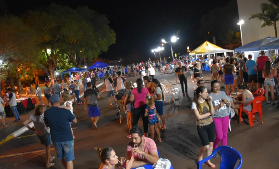 Fotos da Feira Livre Cidade das Flores