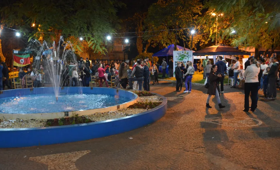 Fotos da Feira Livre Cidade das Flores