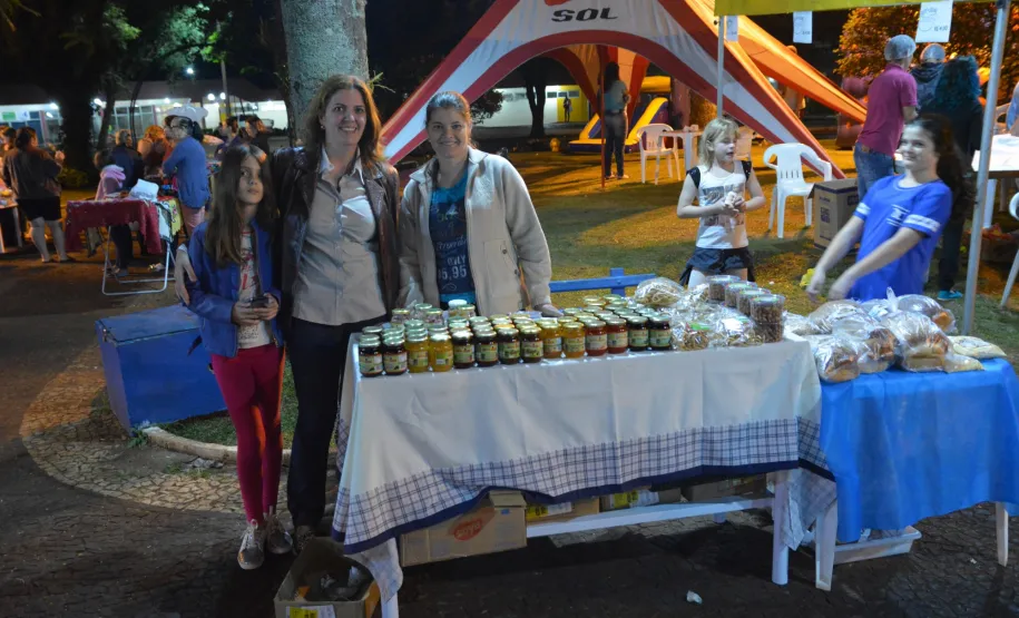 Fotos da Feira Livre Cidade das Flores
