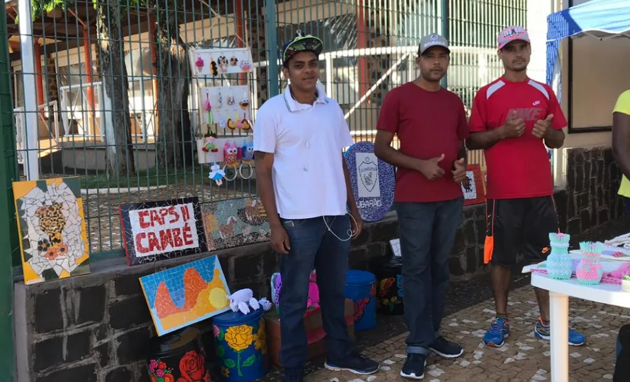 Exposição na feira e principais membros beneficiários do projeto em 2018