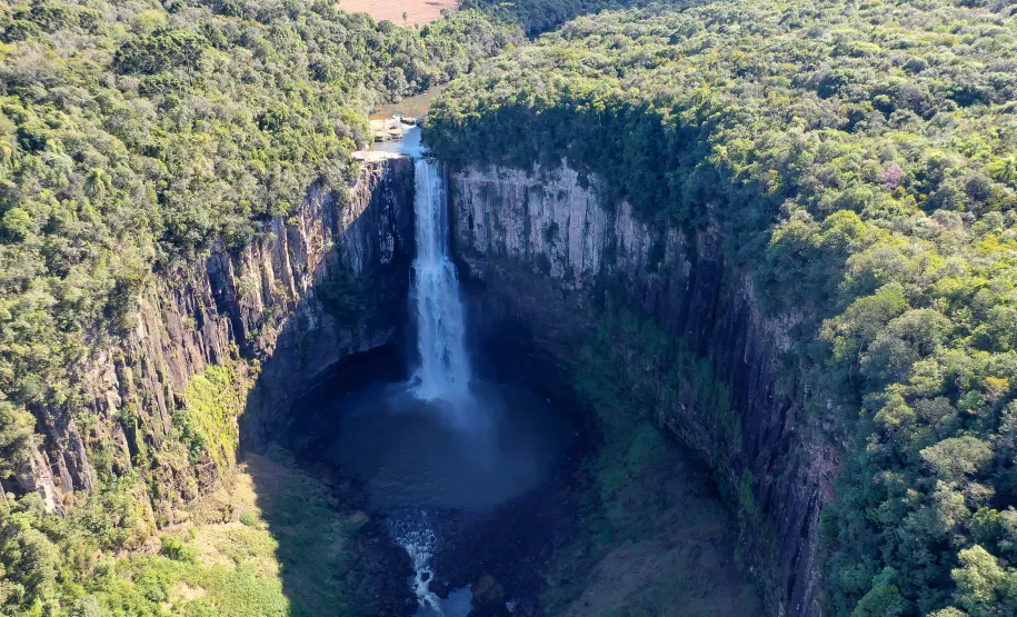 Monumento Natural Salto São João. Foto: Alessandro Vieira.