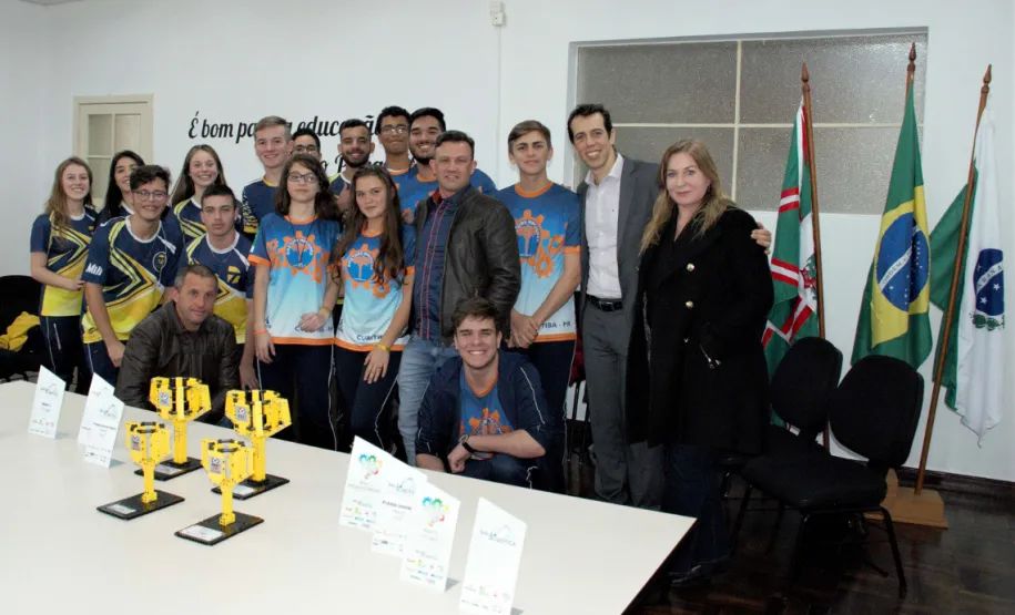 Aula kit robótica