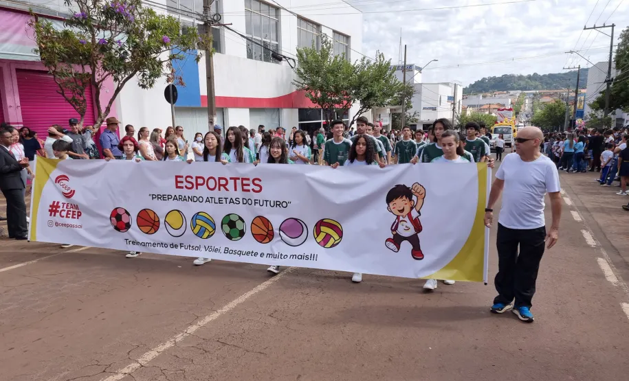 Desfile 90 Anos de Assaí