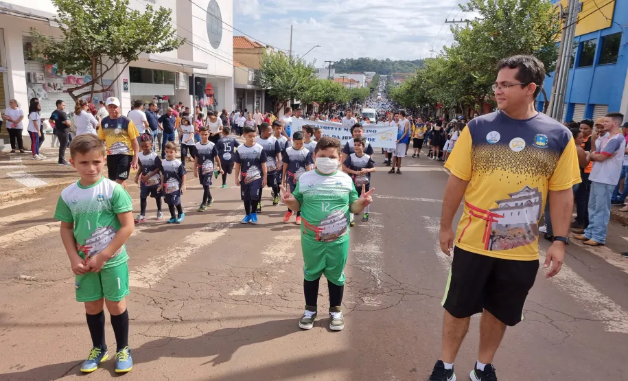 Desfile 90 Anos de Assaí