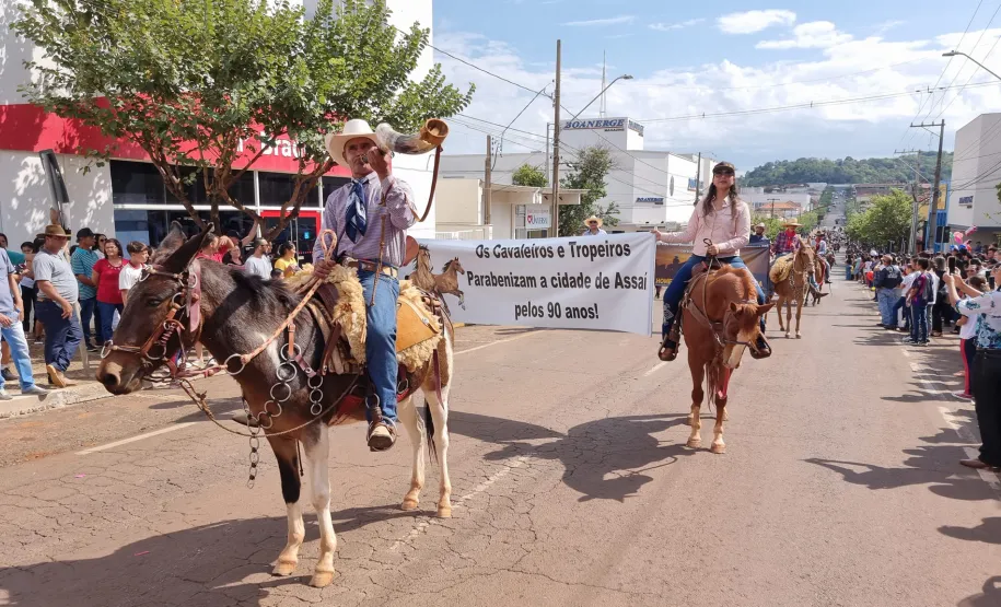 Desfile 90 Anos de Assaí