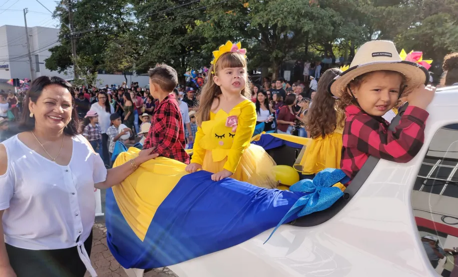 Desfile 90 Anos de Assaí