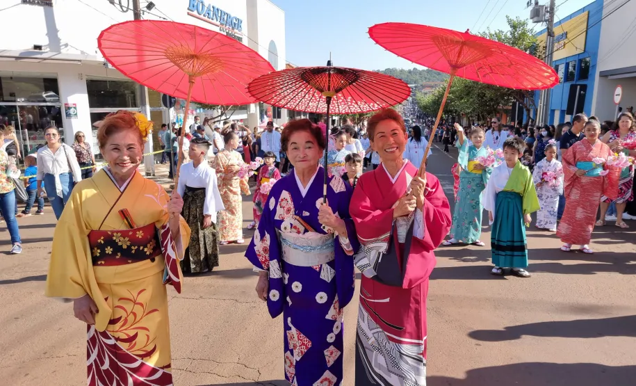 Desfile 90 Anos de Assaí