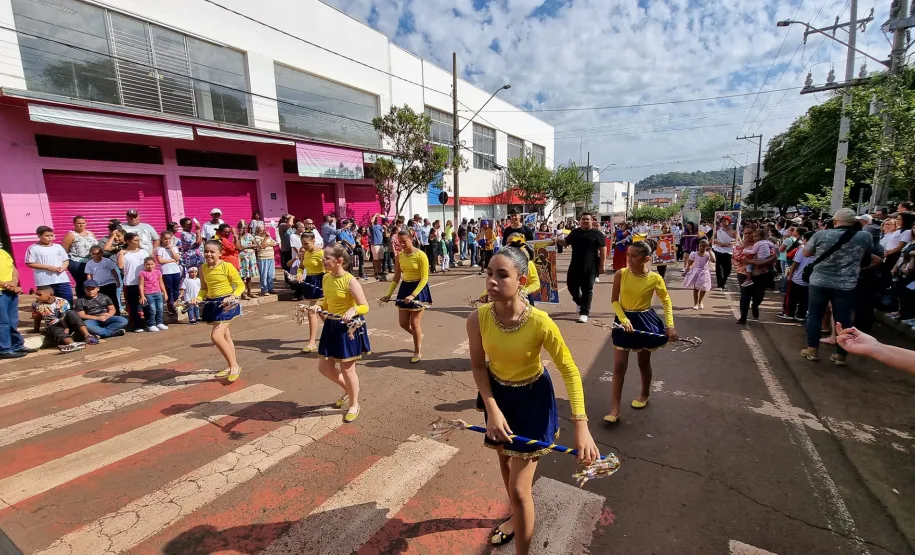 Desfile 90 Anos de Assaí