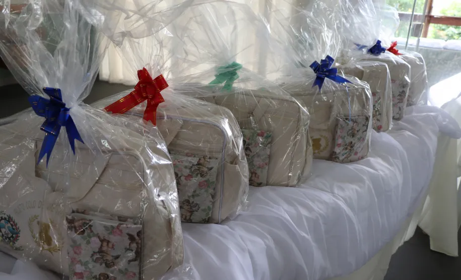 Projeto Colo de Mãe Ivaiporãense