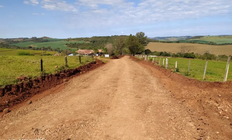 Adequação de Estrada Rural