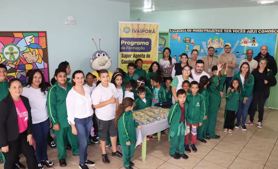 Super Agente de Combate à Dengue recebe kit de visitação da Prefeitura de Ivaiporã