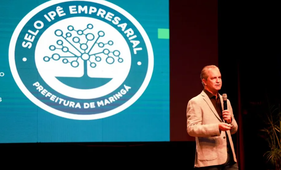 Apresentação do Selo Ipê pelo prefeito Ulisses Maia.