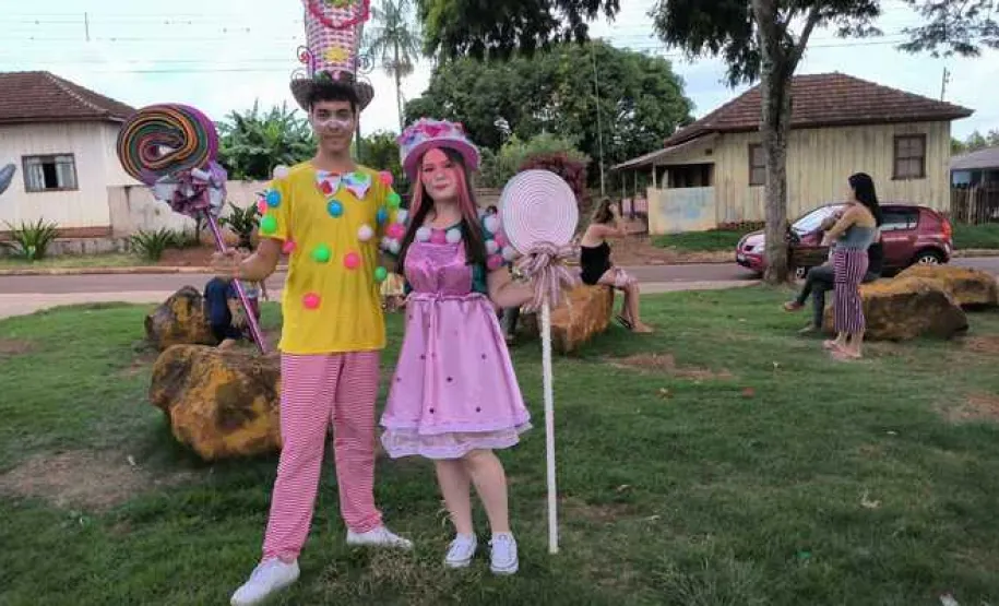 Senhora Chiclete e Conde Confete