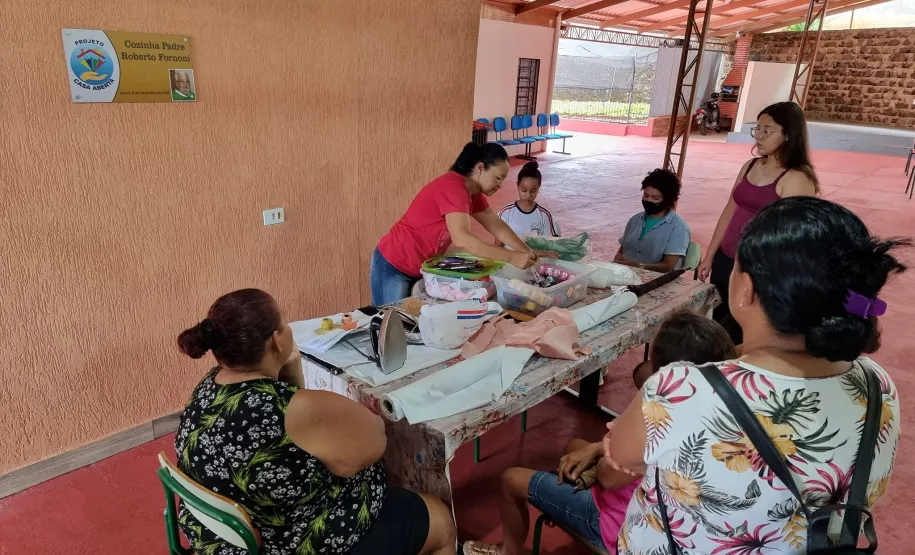 Oficina de Artesanato