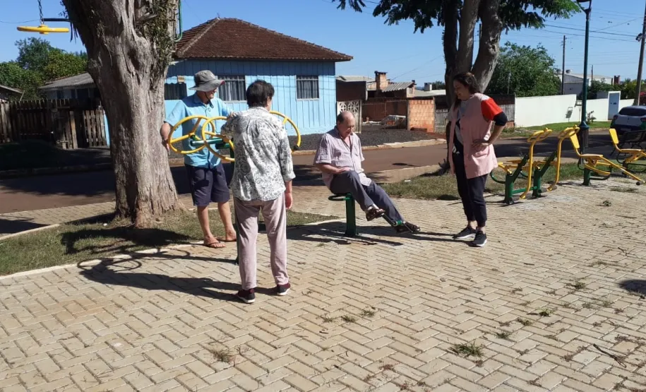 Acompanhamento com Profissional Habilitado - Fisioterapeuta.