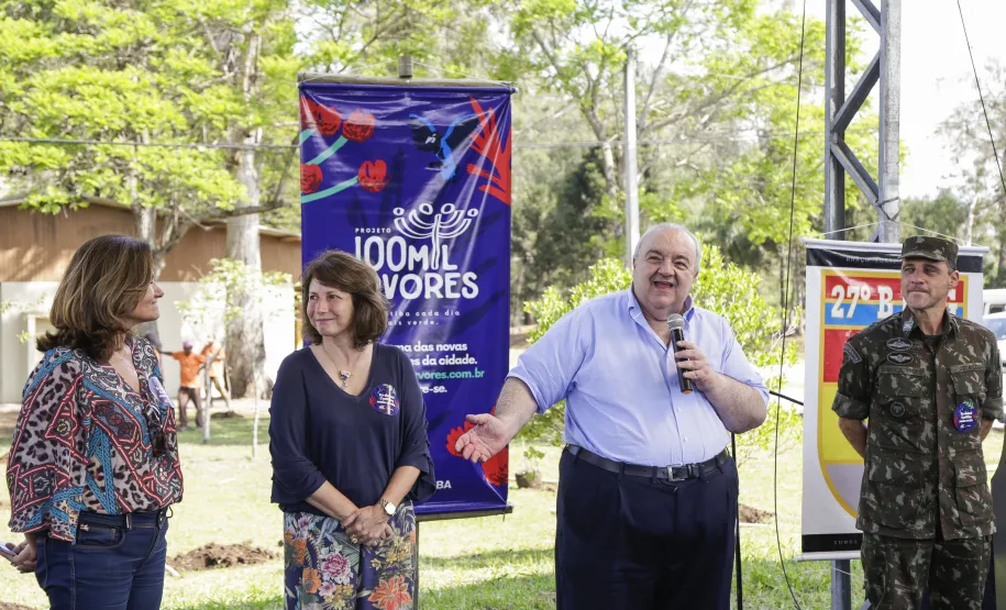 100 mil arvores
