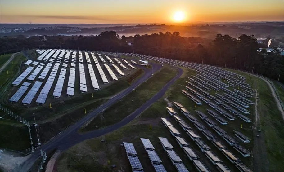 pirâmide solar