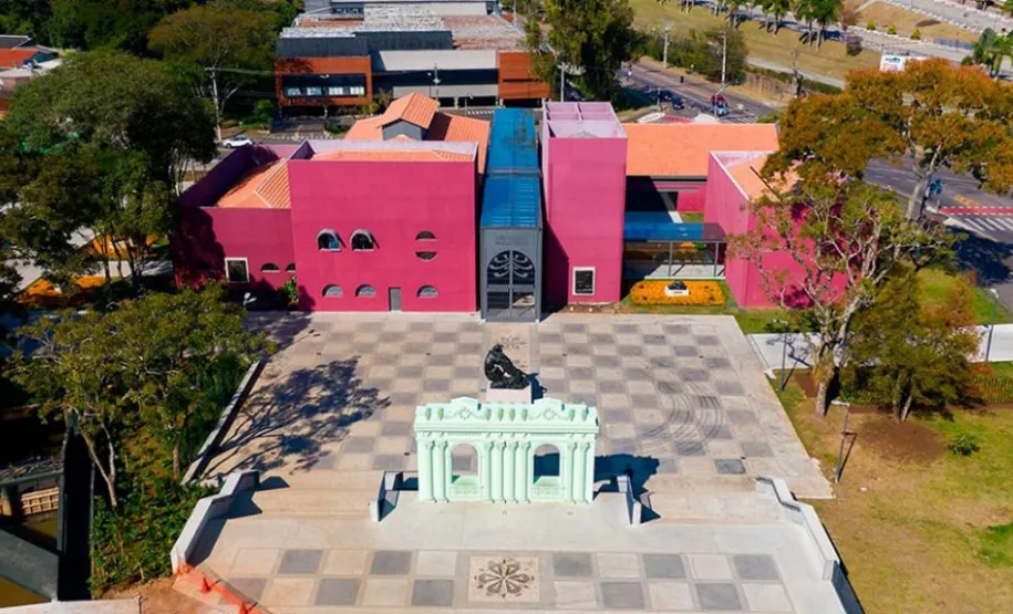 Memorial Paranista