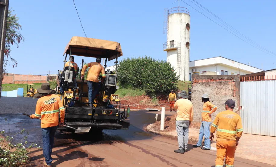 asfalto de acesso à UBS da Vila Monte Castelo