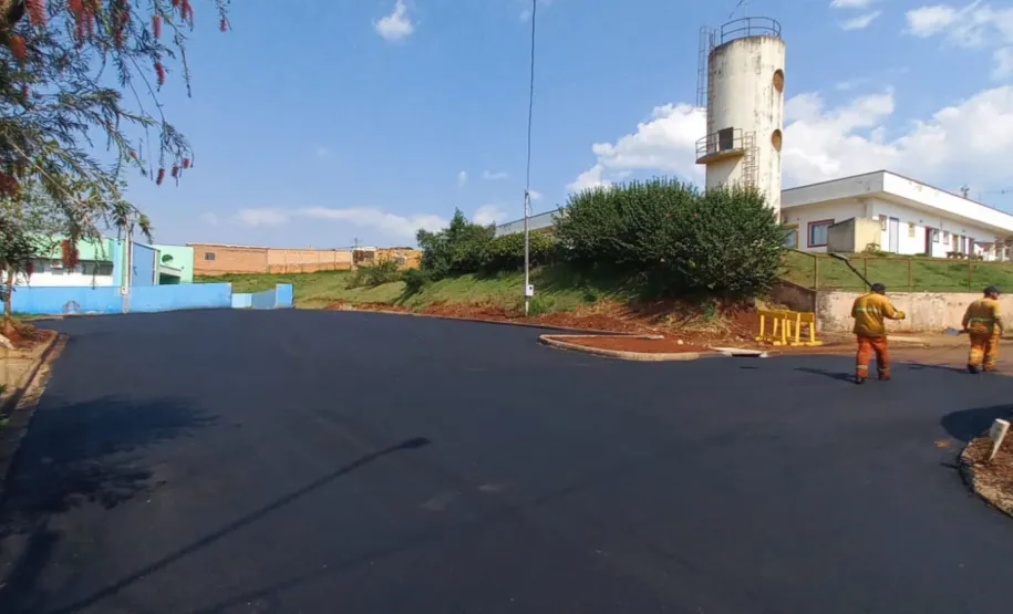 asfalto de acesso à UBS da Vila Monte Castelo