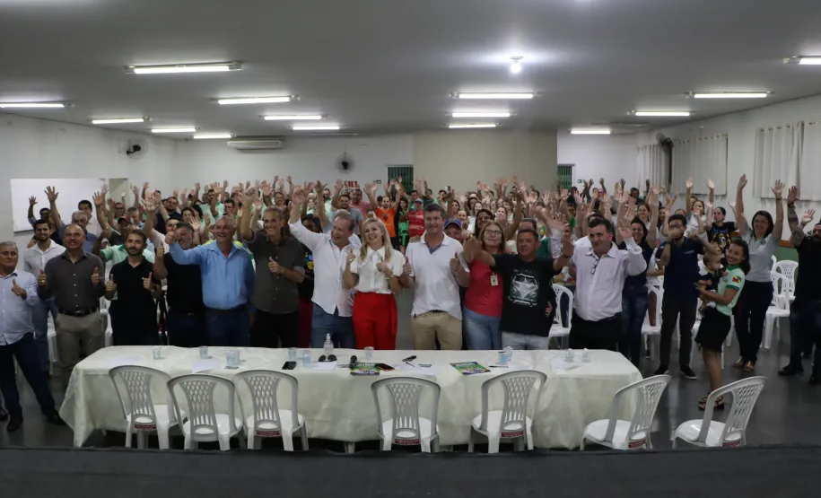 assinatura de pacote de 15 obras em benefício de 11 bairros de Ivaiporã e 3 distritos