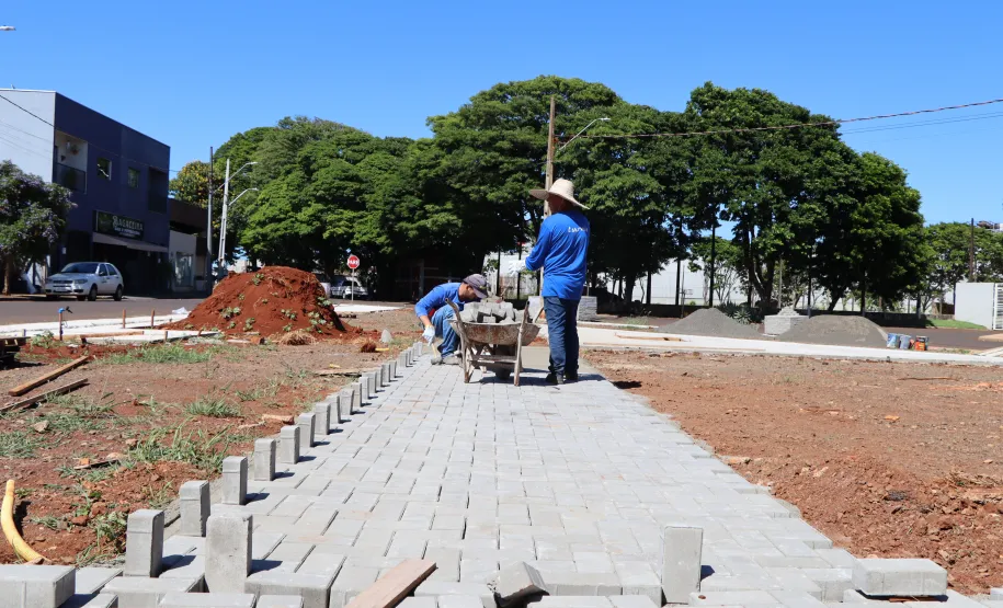 imagem três praças no Jardim Europa e Aeroporto