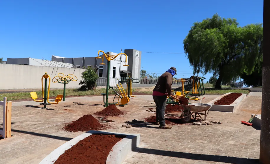 imagem três praças no Jardim Europa e Aeroporto