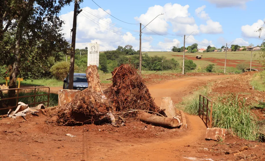 A Prefeitura de Ivaiporã dá início a obras no valor de na Rua Três Marias