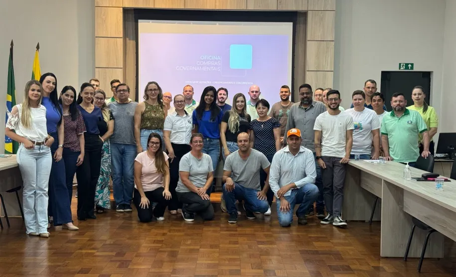 Palestra para Servidores de Ivaiporã - Compras Públicas
